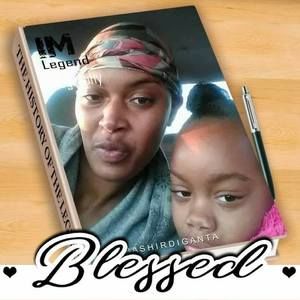 Meet your Posher, Danielle